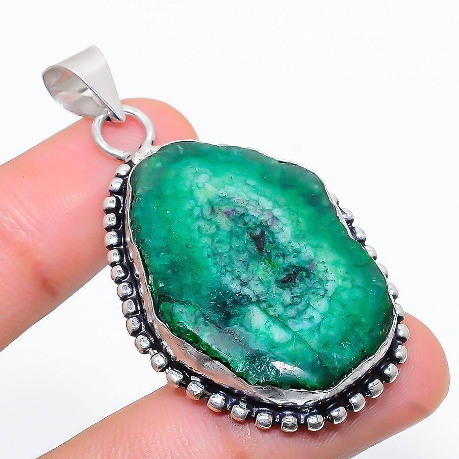 

Natural Green Solar Quartz Gemstone 925 Sterling Silver Pendant 2.05 T8J15