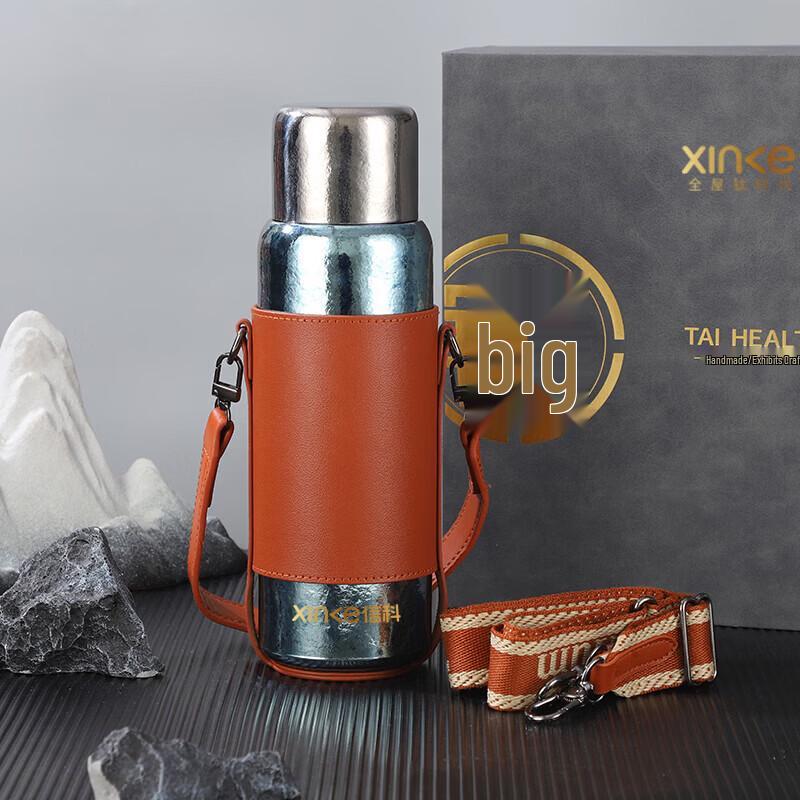 Xinke Premium Titan-Wasserflasche