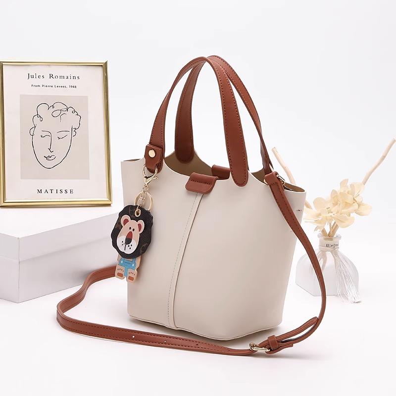 Fengji Light Luxury Versatile Popular Bag Women 2025 New Commuter Versatile Vegetable Basket Bucket Bag Tote Messenger Bag