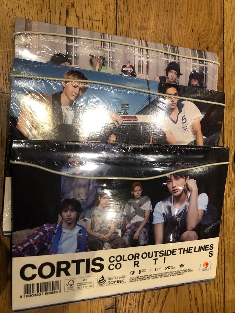 

[USED] CORTIS album COLOR OUTSIDE THELINES