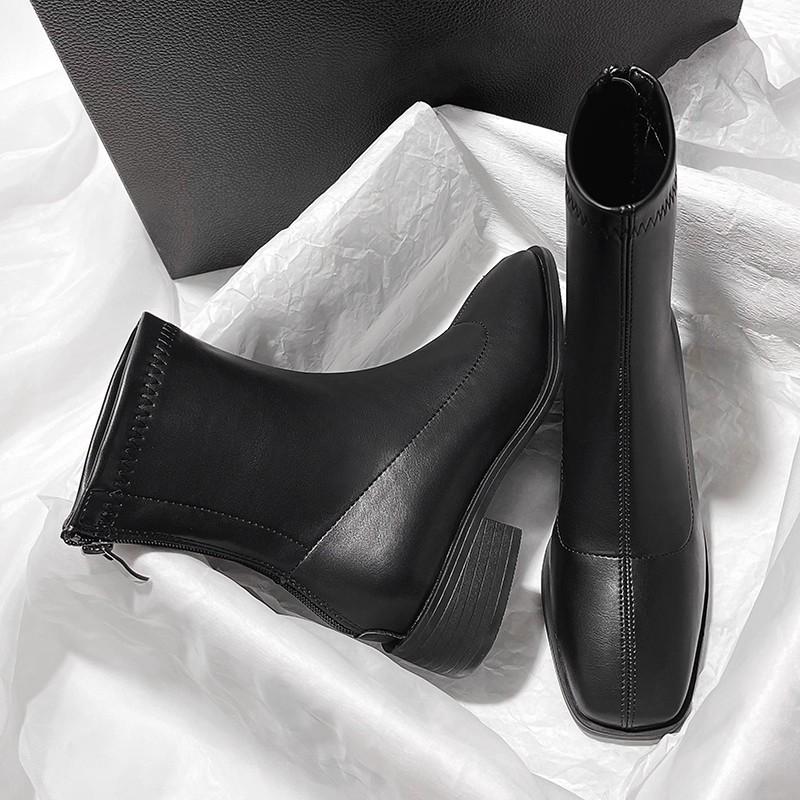 Cowhide~ Xiaoxiangfeng Skinny French Short Boots Women's Square Head Thick Heel Middle Heel Temperament Boots Niche Design British Style