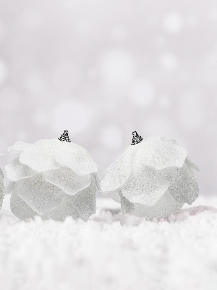 White Glitter Foam Balls Hanging Flower Petal Ball Ornaments for Xmas Tree Decoration