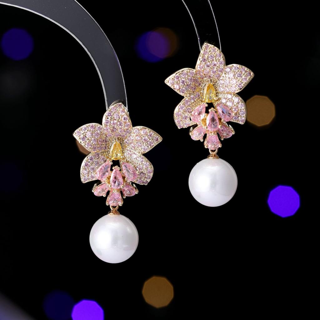 New Elegant Silver Needle Earrings Flower Blossom Rich Light Luxury High Sense Zircon Flower Pearl Earrings