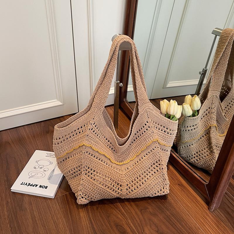 Literary and retro straw woven bag women's 2025 new ethnic style tote bag versatile large-capacity weaving