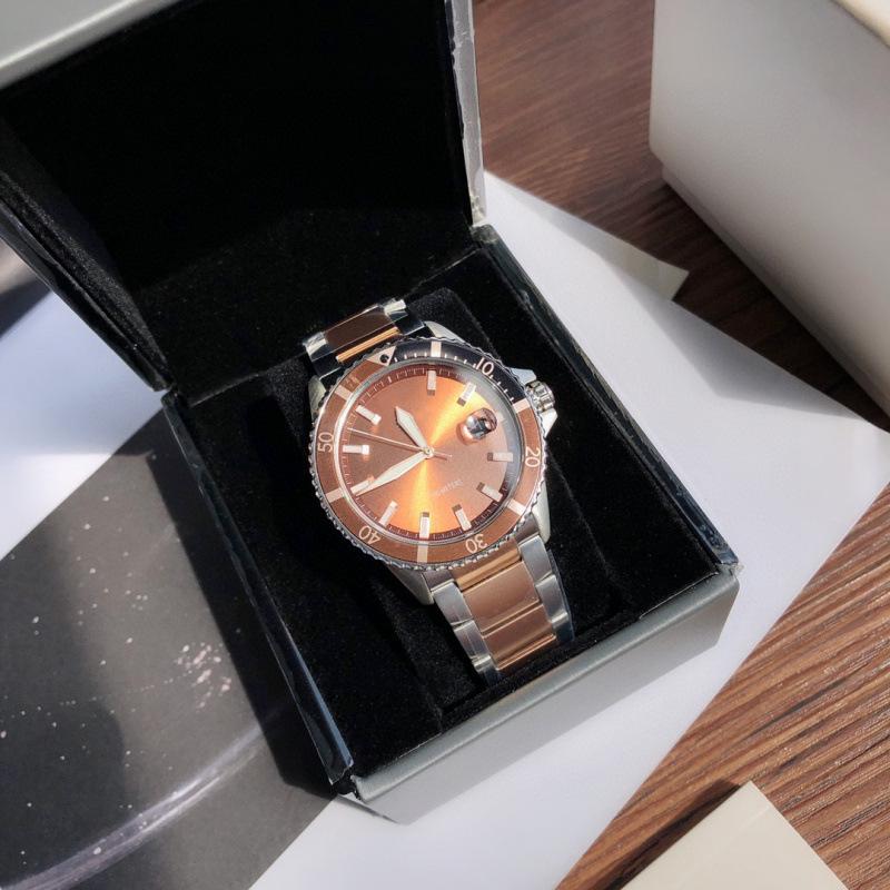 Moderne Armani Herren-Quarzuhr mit Stahl- und Nylonarmbändern - AR11338/AR11340