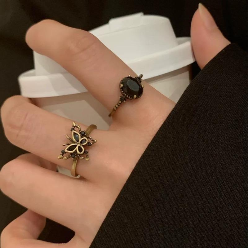 Vintage Butterfly Ring - A Unique and Exclusive Design for Women, Featuring An Open Design on The Index Finger Ring.