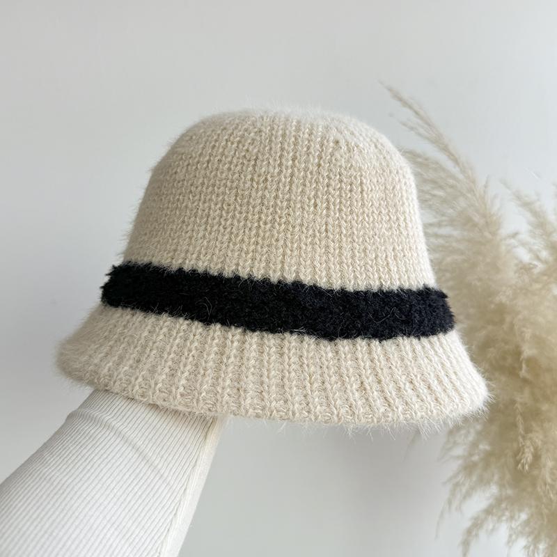 Black beige plush bucket hat women's autumn and winter fashion warm versatile face small bucket hat wool hat