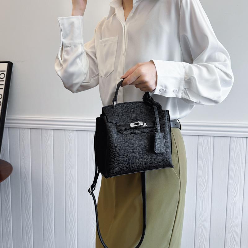 Handbag Women's New Fashion Versatile Shoulder Crossbody Bag