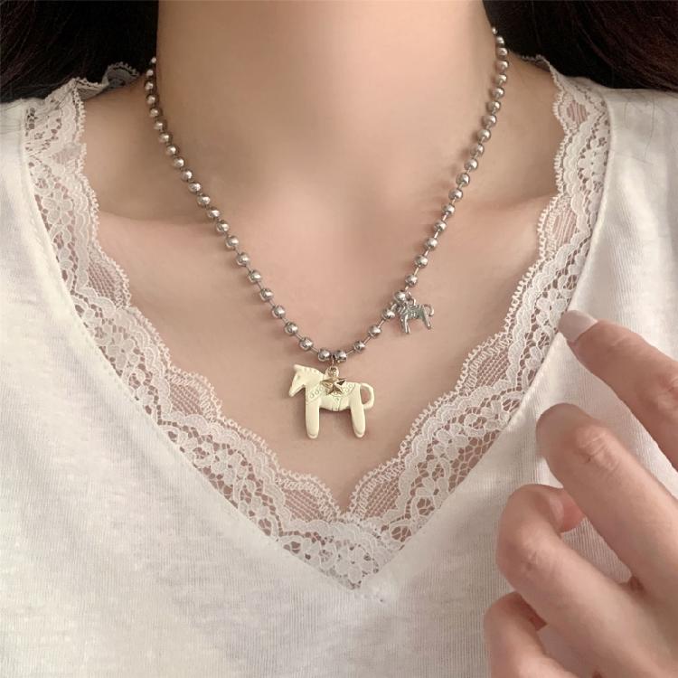Modern Horse Shaped Titanium Steel Necklace 44cm Adjustable Chain Neckchain For Girls Teens Birthday Present