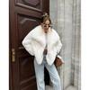 Cappotto da Donna Bianco in Finta Pelliccia di Volpe con Revers Oversize Giacca Invernale Calda Cappotto alla Moda per Giovani