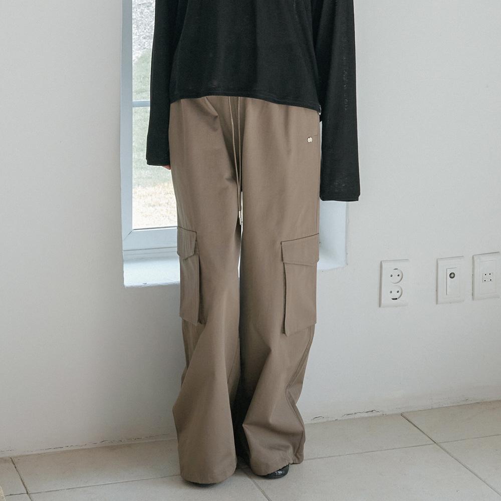 Elssibeui 2-Way Wide Jogger Pants_Brown