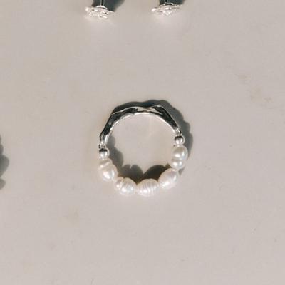 Enuff (silver 925) Half Pearl Ring