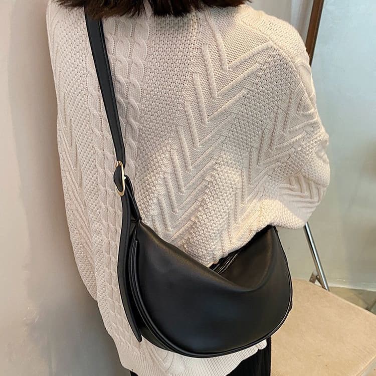 Ladies Casual One Shoulder Crossbody Dumpling Bag