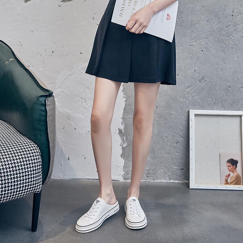 Women's shoes 2025 new heelless lazy shoes women's little white shoes half tray Korean version summer flat sandals spot