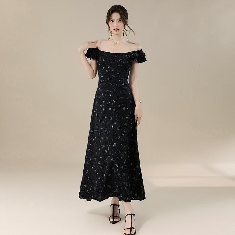 French Retro Sweet Floral Backless Dress Women's New Summer Design Feeling Waist and Thin Skirt