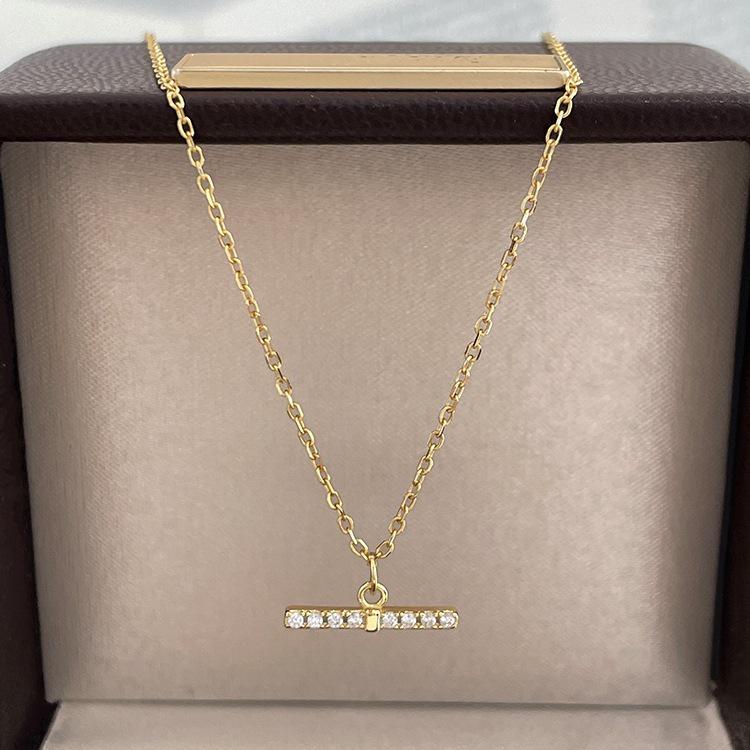 Scheming Style: S925 Sterling Silver 14K Gold-Plated Geometric Clavicle Necklace with Full Diamond Accent for Women