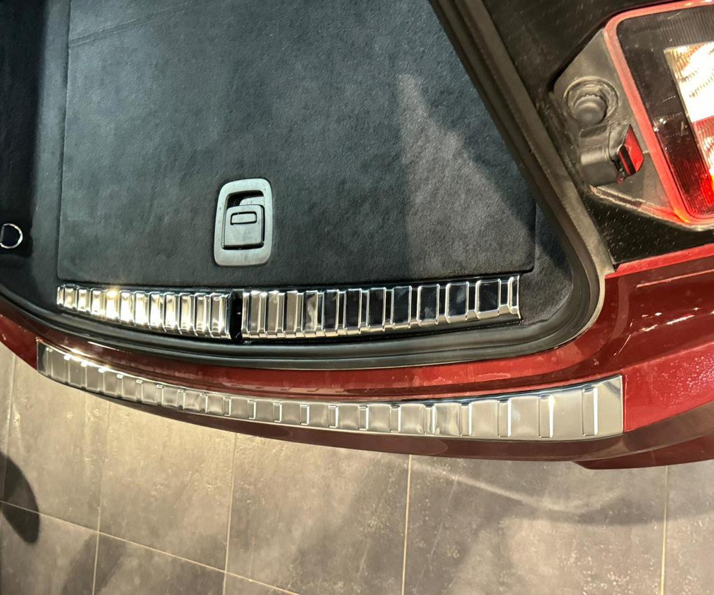 

Накладка на задний порог Carmos (нерж) для BMW iX (I20) 2022 гг