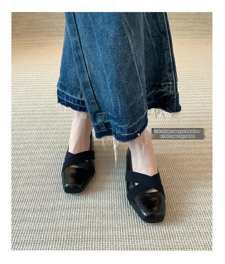 2025 Women's Retro French Square Toe Mary Jane with Hidden Heel and Pleated Design