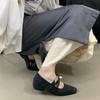 Gentle little fragrant Mary Jane shoes winter 2025 French temperament elegant bow fairy velvet single shoes woman