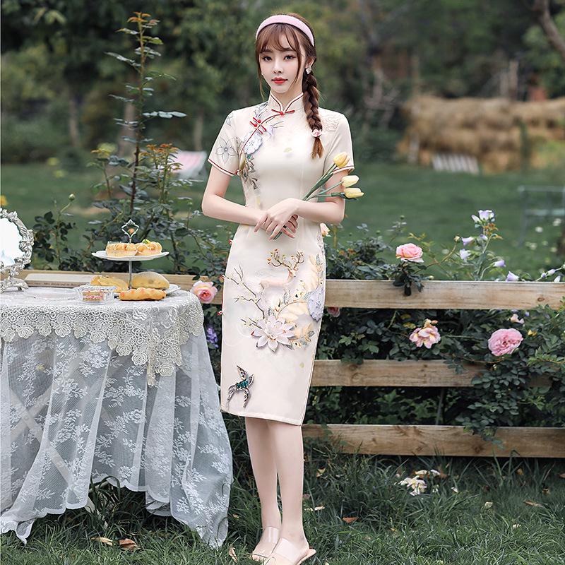 Robe Cheongsam Rétro Stretch Quadridirectionnel Moyen Simple Couche 2025