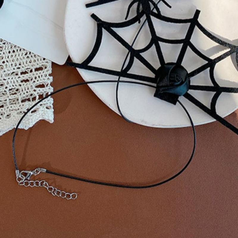 Black Necklaces Chain Spiders Short Neck Gothic Costume Jewelry for Women & Girl