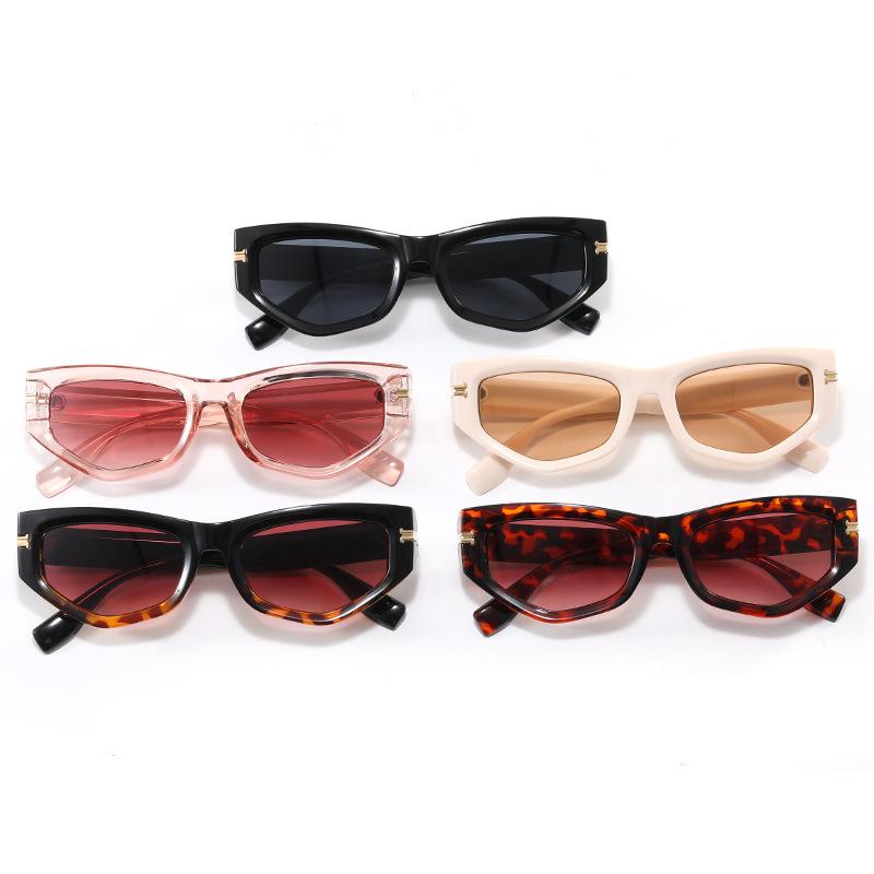 Vintage Cat Eye Sunglasses for Women Man Retro Fashion Cat Eye Sun Glasses Anti-UV Travel Eyewear UV400 Shades