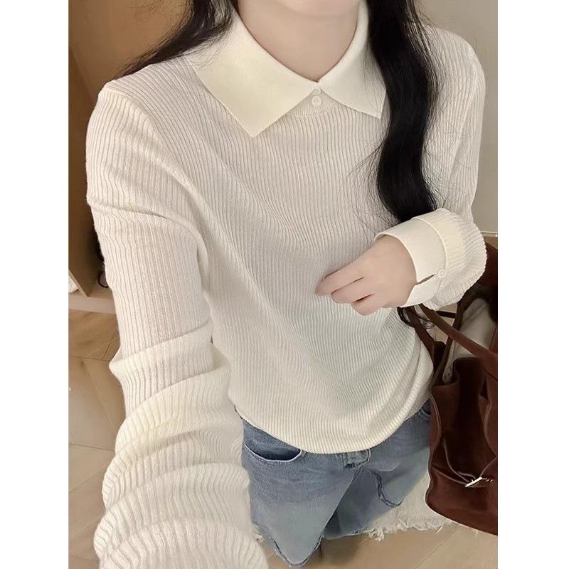 Grey Wool Knit Sweater with Lapel - Skin-friendly, Temperament-enhancing, Age-defying Women's Base Layer for Autumn and Winter