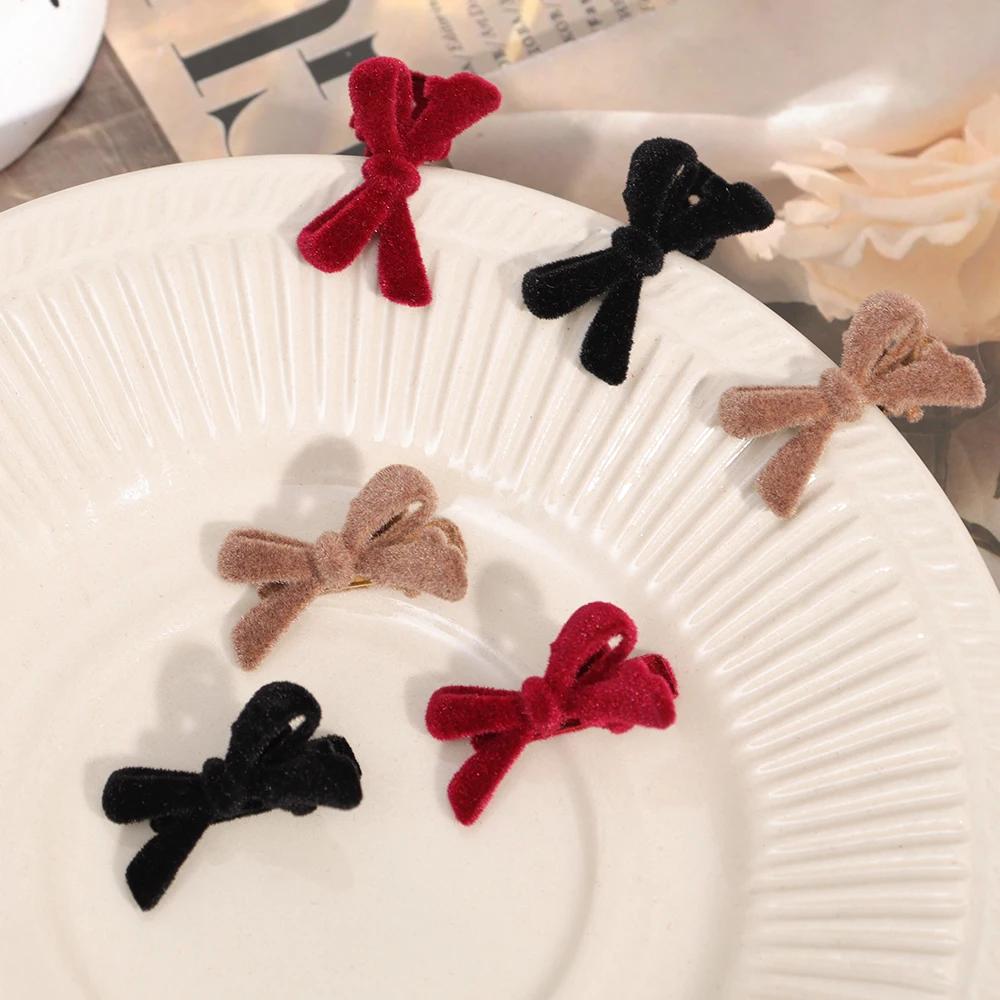 Mini Red Velvet Bow Hair Clips for Girls Sweet Candy Color Velvet Small Bow Knot Hairpins Hairgrips Barrette Hair Accessories