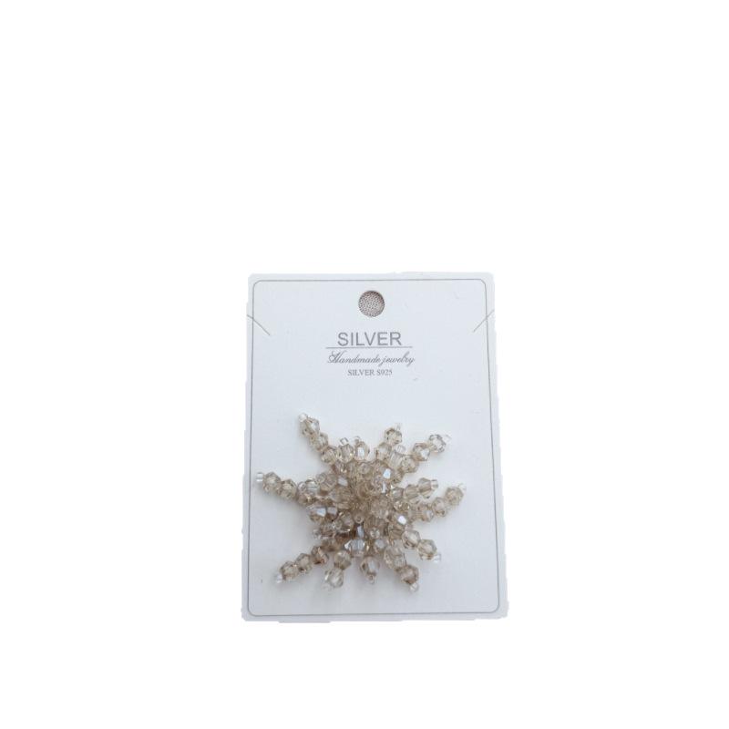 Elegant DIY Crystal Snowflake Brooch for Clothing, Shoes, Hats, and Phone Cases