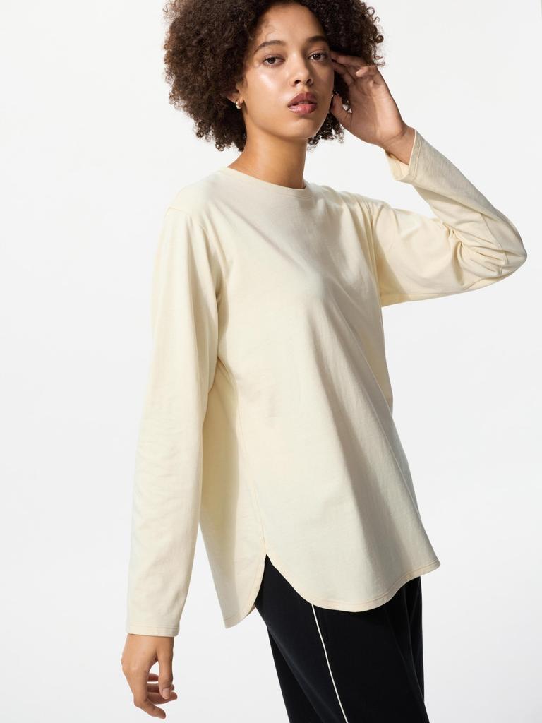 Uniqlo Japan SofT CoTTon Round Hem T Long Sleeve