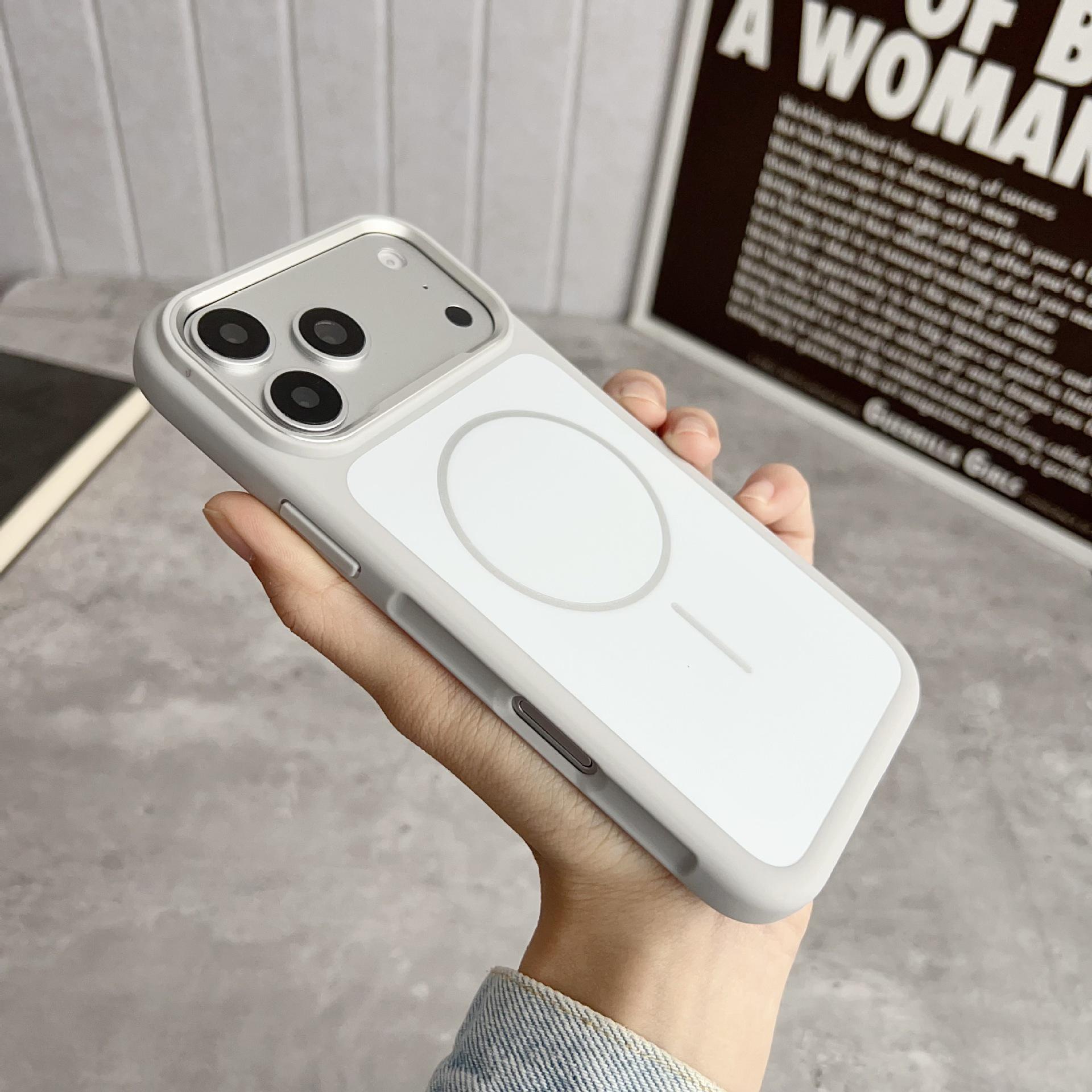 

iPhone 17 Pro Max Magnetic Matte Skin-Feel Drop-Proof Protective Case iPhone 17 Pro
