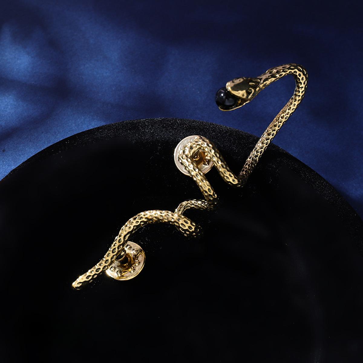 

Уникальный дизайн серебряные броши в виде змеи для женщин и мужчин унисекс полные страз металлические змеи животные роскошные значки ювелирные изделия C1