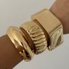 Übertriebenes Goldfarbenes Metall Glattes Unregelmäßiges Armband für Damen Vintage Geometrisches Großes Breites Armreif Hip Hop Punk Schmuck