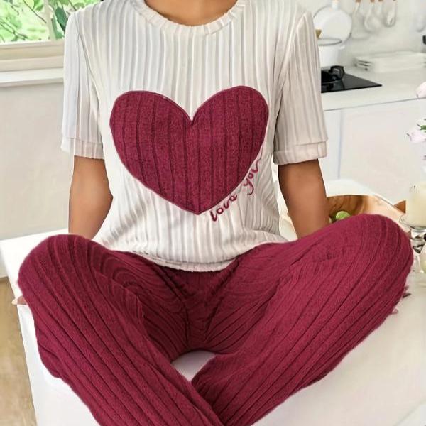 Women's Autumn Sweet Love Pajama Set: Round Neck, Short Sleeve & Trousers - Comfy 2-Piece Homewear