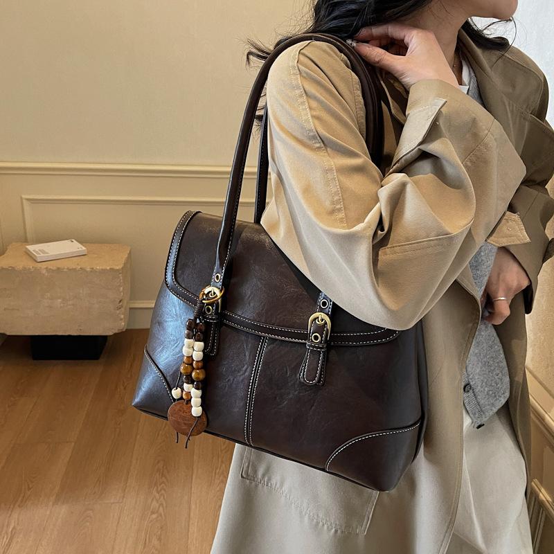 Korean Commuting Briefcase Retro Versatile Single Shoulder Underarm Bag for Women 2026 New Fashiable Hand-held Tote Bag