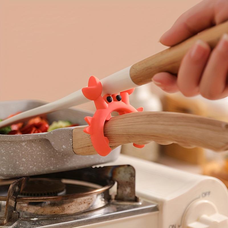 Heat-Resistant Silicone Spoon Rest - Cute Crab & Octopus Design - Countertop Cooking Tools Organizer for Kitchen Utensils & Spatulas