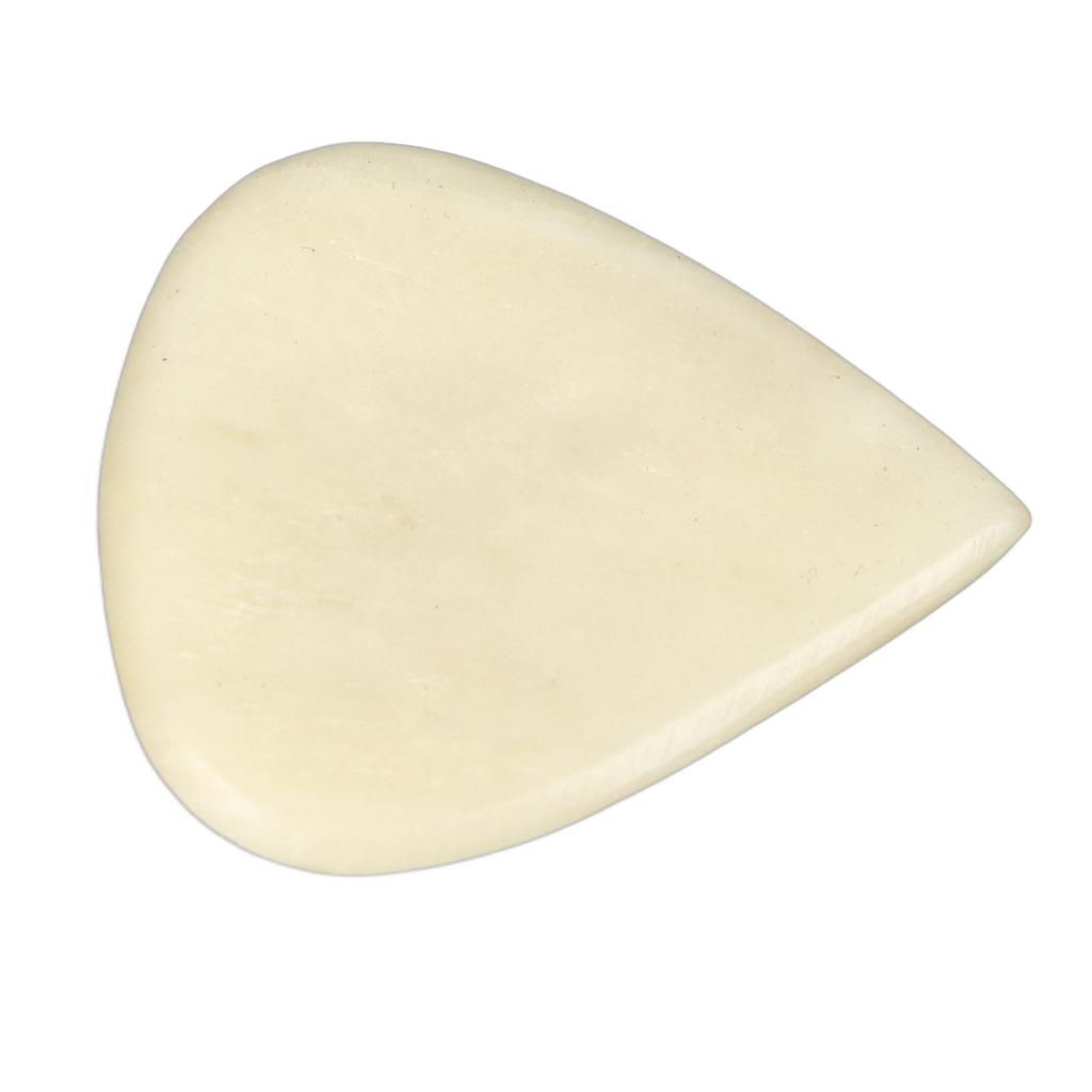 Guitar Bass Pick with Concave Design Natural Ox Bone Heart Shape Playing Pick for Stringed Instruments Cream Yellow