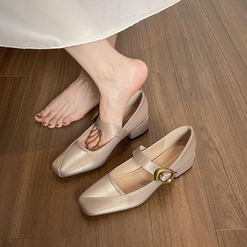 Square-toed Single Shoes with A Shallow Mouth and Thick Heels, Elegant Commuter Women's Shoes