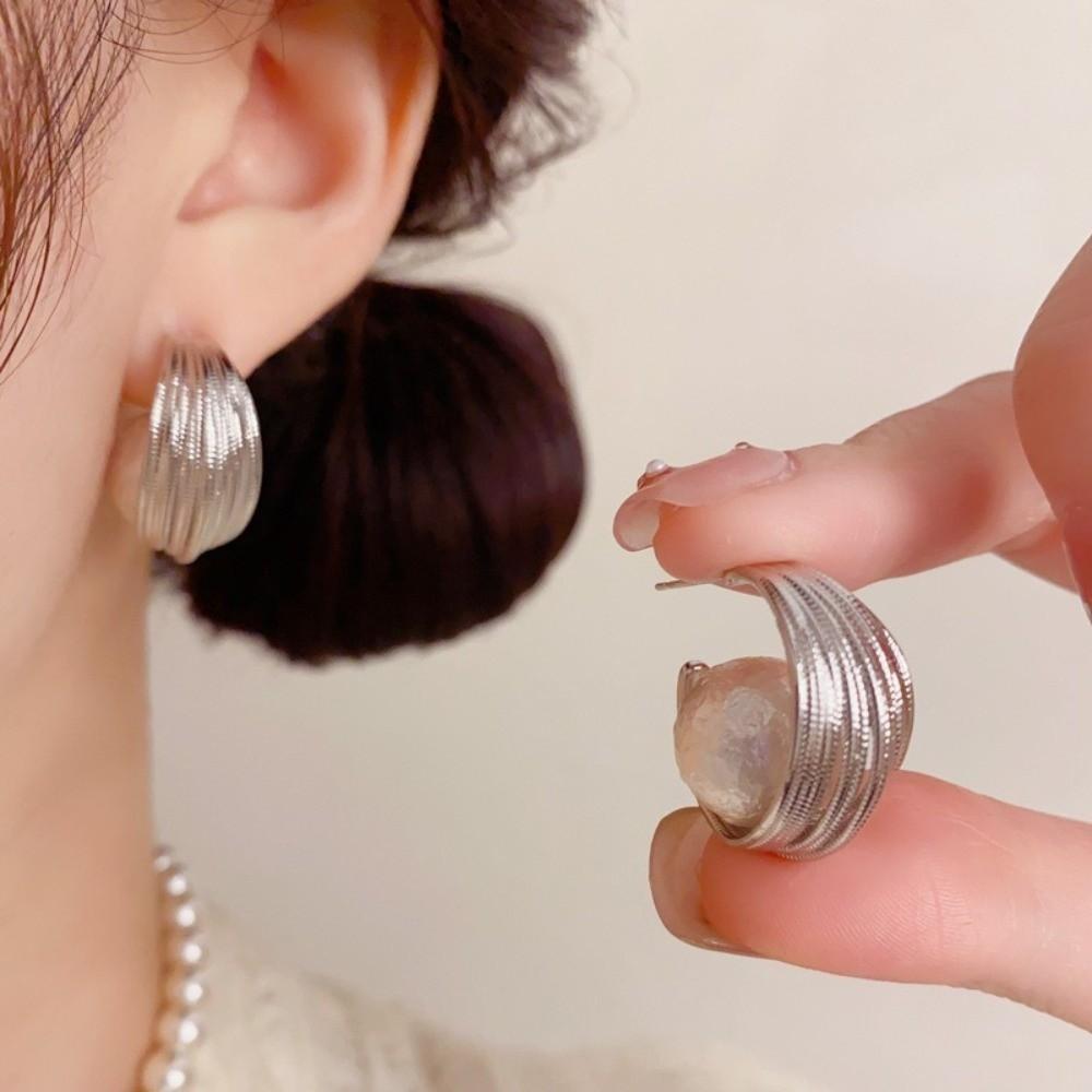 Vintage Geometric Bead Earrings Striped Oval Huggie Earrings Trendy Hoop Earrings For Women