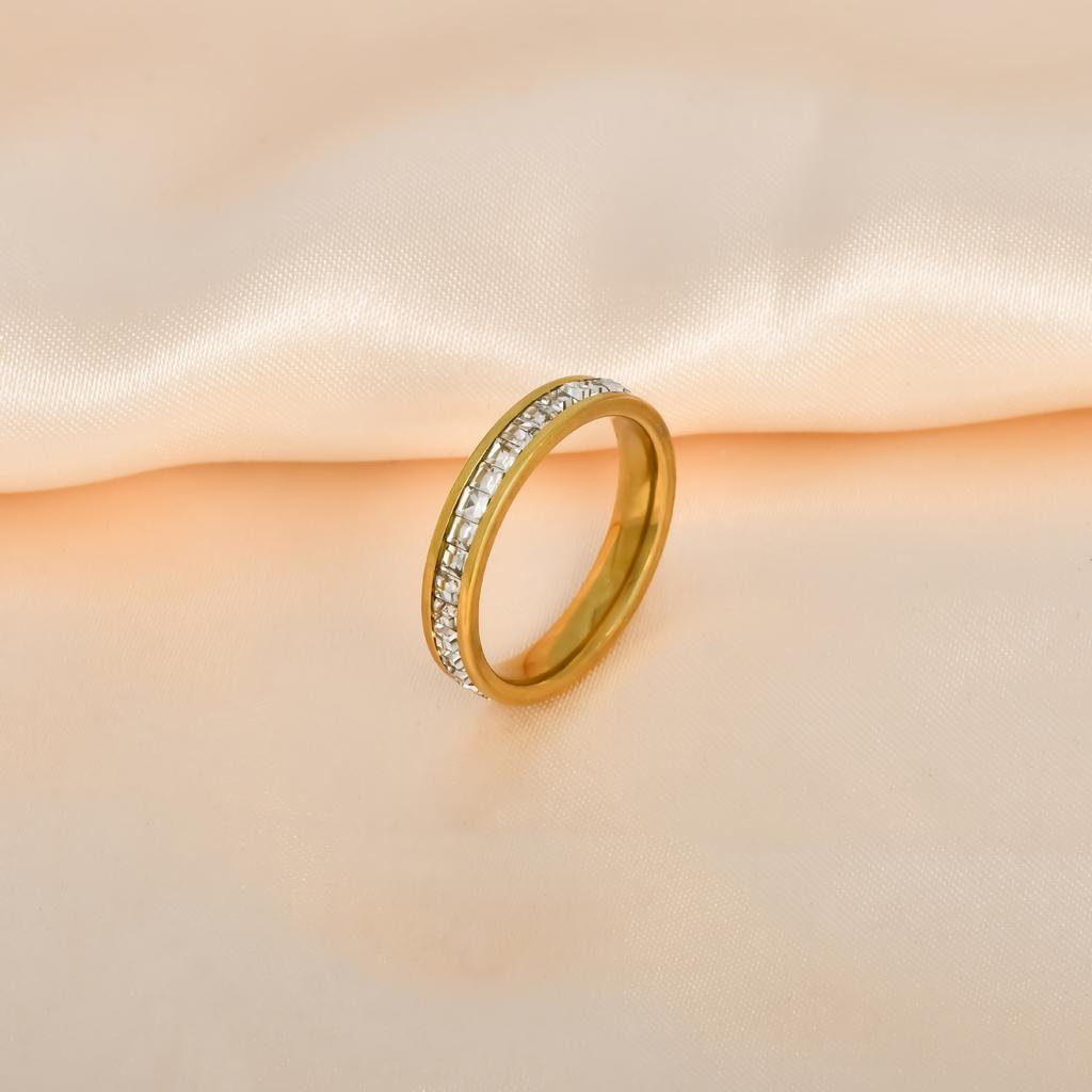 European and American gold three-ring ring, titanium steel matte diamond-inlaid plain ring light luxury bracelet