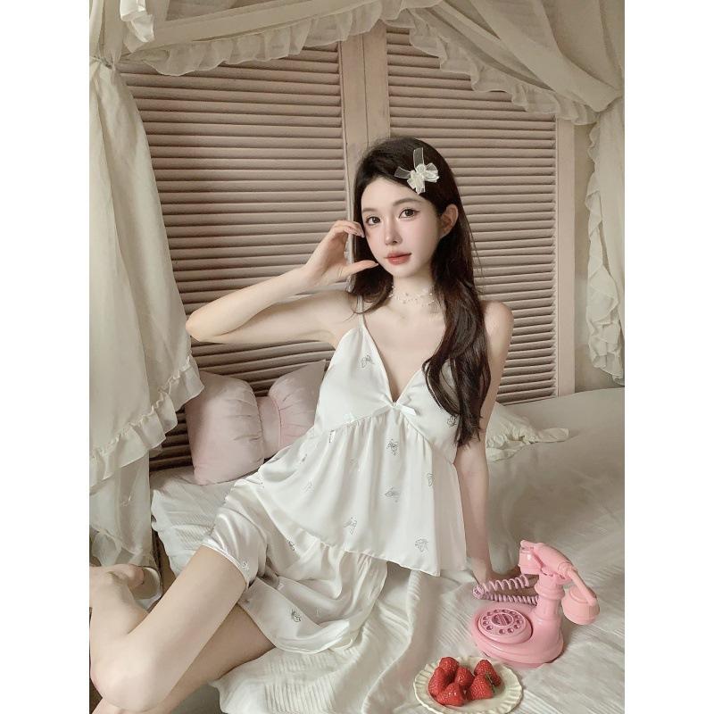 Summer ice silk pajamas for women, youthful camisole shorts, sexy with bra pads, sweet and pure style loungewear, comfortable