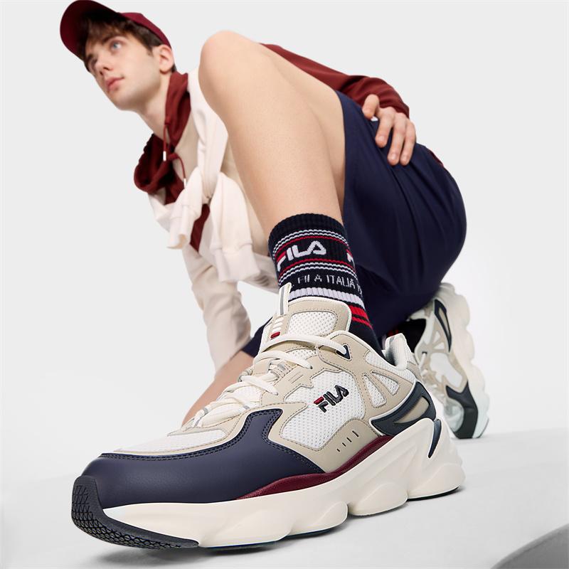 FILA Simple Thick Sole Height Increasing Low Top Casual Shoes Men sneaker White Brown F12M422111FSP