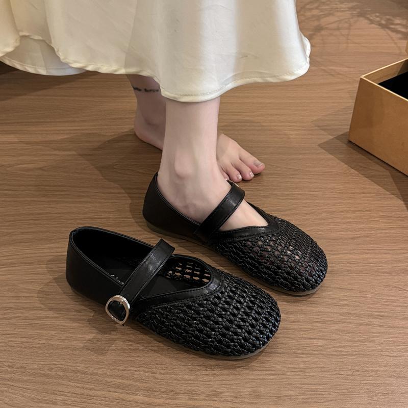 2025 Women's Mary Jane Shoes Round Toe Flat Sole One-length Strip Mesh Woven Hollow Shoes French Retro Summer Breathable Sandals