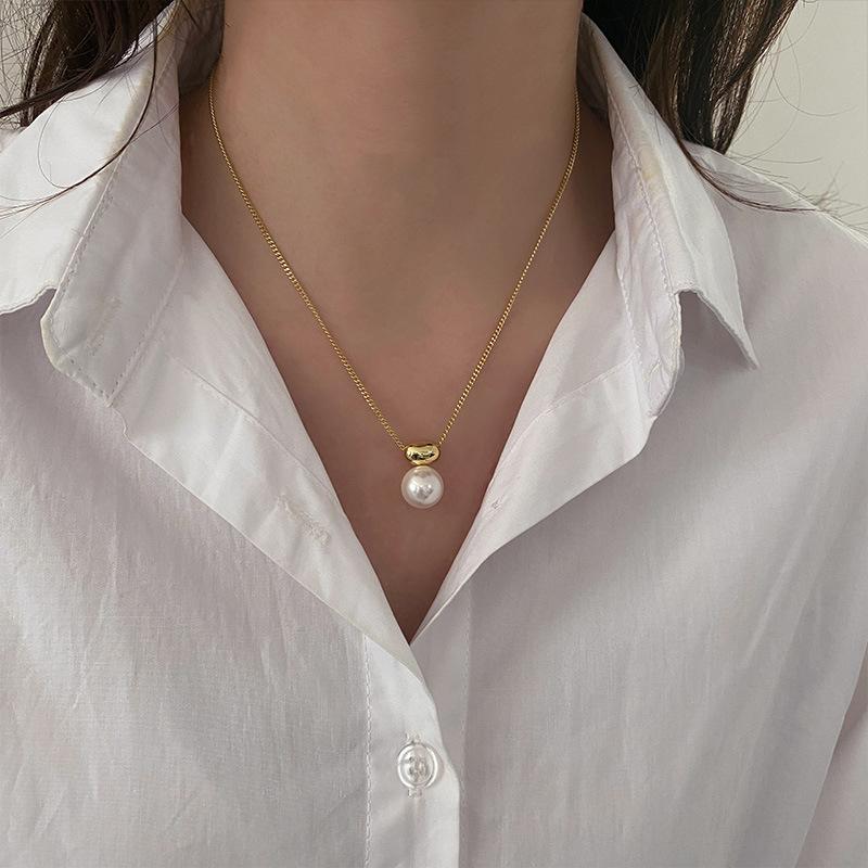Pearl Necklace, Golden Bean Neck Chain, Fairy Style Fashion Light Luxury Niche Collarbone Chain, French Romantic Temperament Sweater Chain
