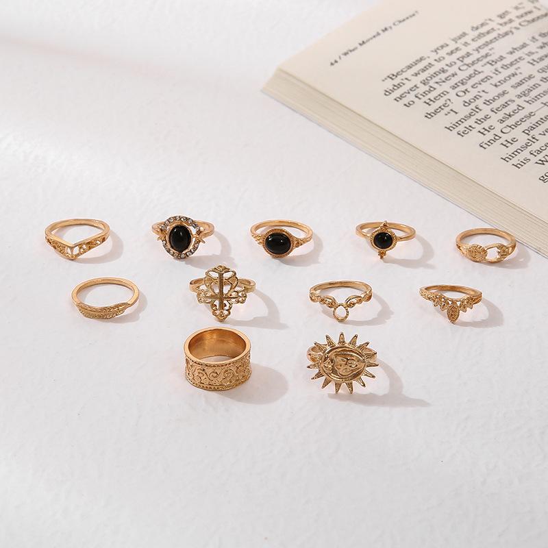 Jewelry Fashion Diamond Set Black Diamond Hollow Carving Sunflower Totem 10-Piece Ring