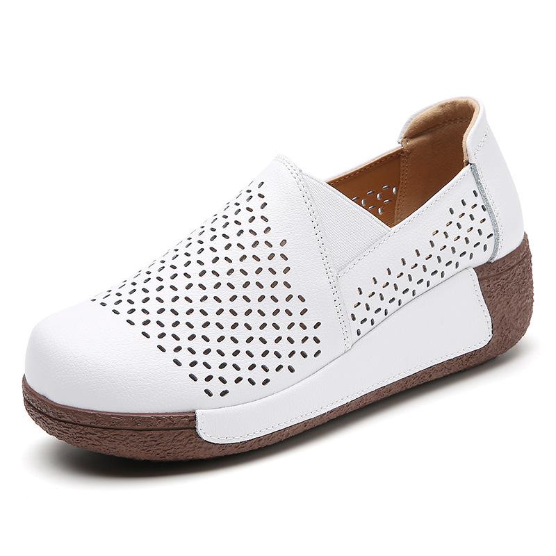Chaussures pour femmes Printemps Nouvelles Chaussures de sport en cuir véritable Style coréen Mode Semelle épaisse Chaussures à bascule Une étape Chaussures pour mères