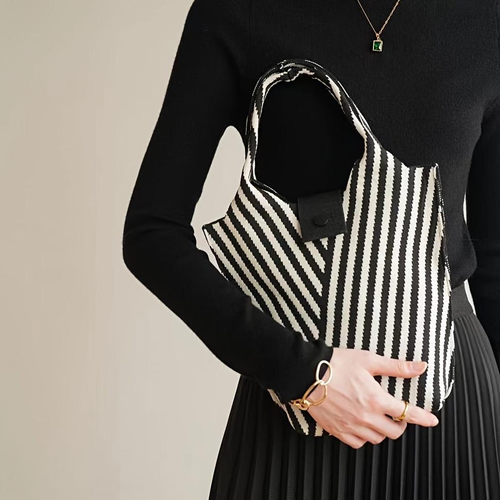 Striped Pattern Knitted Handbag Fashion Crochet Bag For Women Aesthetic Bucket Bag With Snap Button