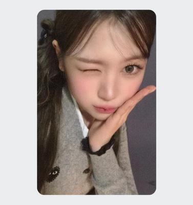 [USED] Hearts2hearts Yeon Focus Apple Music Autograph Signing Event
