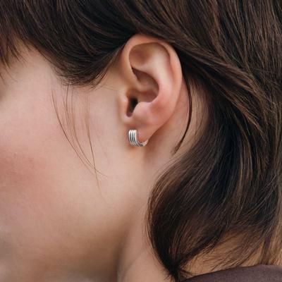 Boucle d'oreille mini Another Layer Close (argent925)(2color)