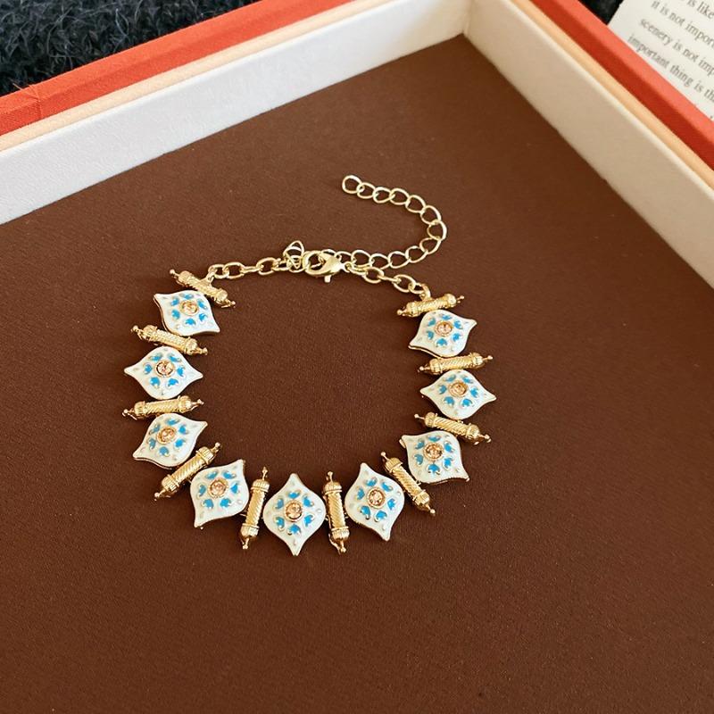 Vintage diamond-accented diamond heart bracelet, necklace, and earrings fashion jewelry set